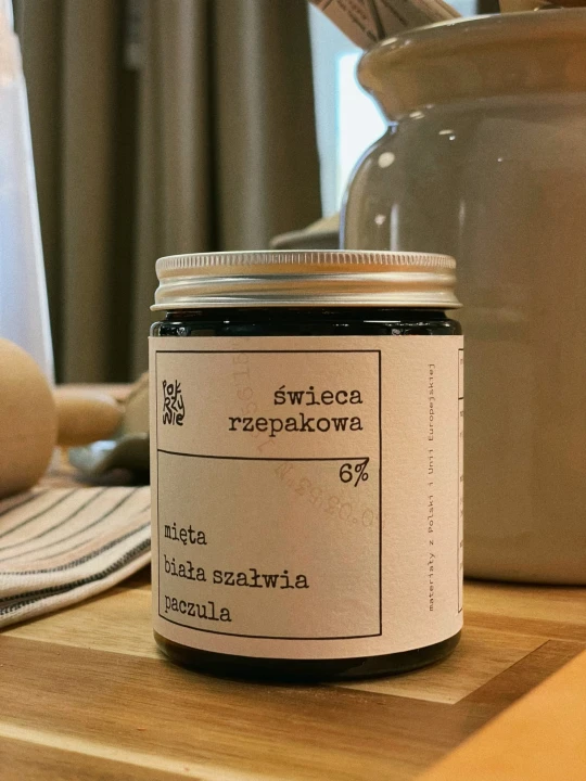 pokrzywie świeca rzepakowa - szałwia 1.jpg