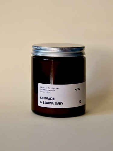 Pokrzywie - Świeca rzepakowa 06 Kardamon i ziarna kawy.jpg