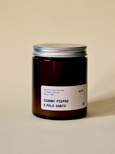 Pokrzywie - Świeca rzepakowa 01 Czarny pieprz i palo santo.jpg